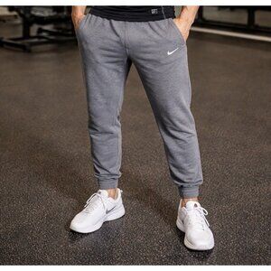 Nike Fleece Joggers Men's Sz M Sweatpants Grey Training Gym Athleisure Running
